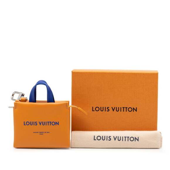 LOUIS VUITTON Orange Leather Bag Charm - Picture 7 of 7